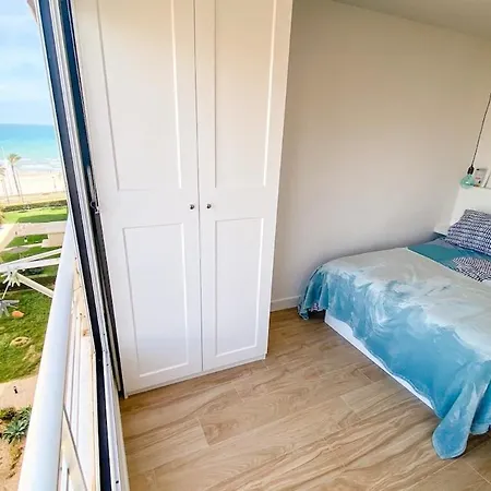 Recien Renovado En Primera Linea De Playa